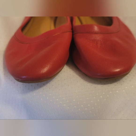 J Crew red ballet flats - Picture 3 of 4
